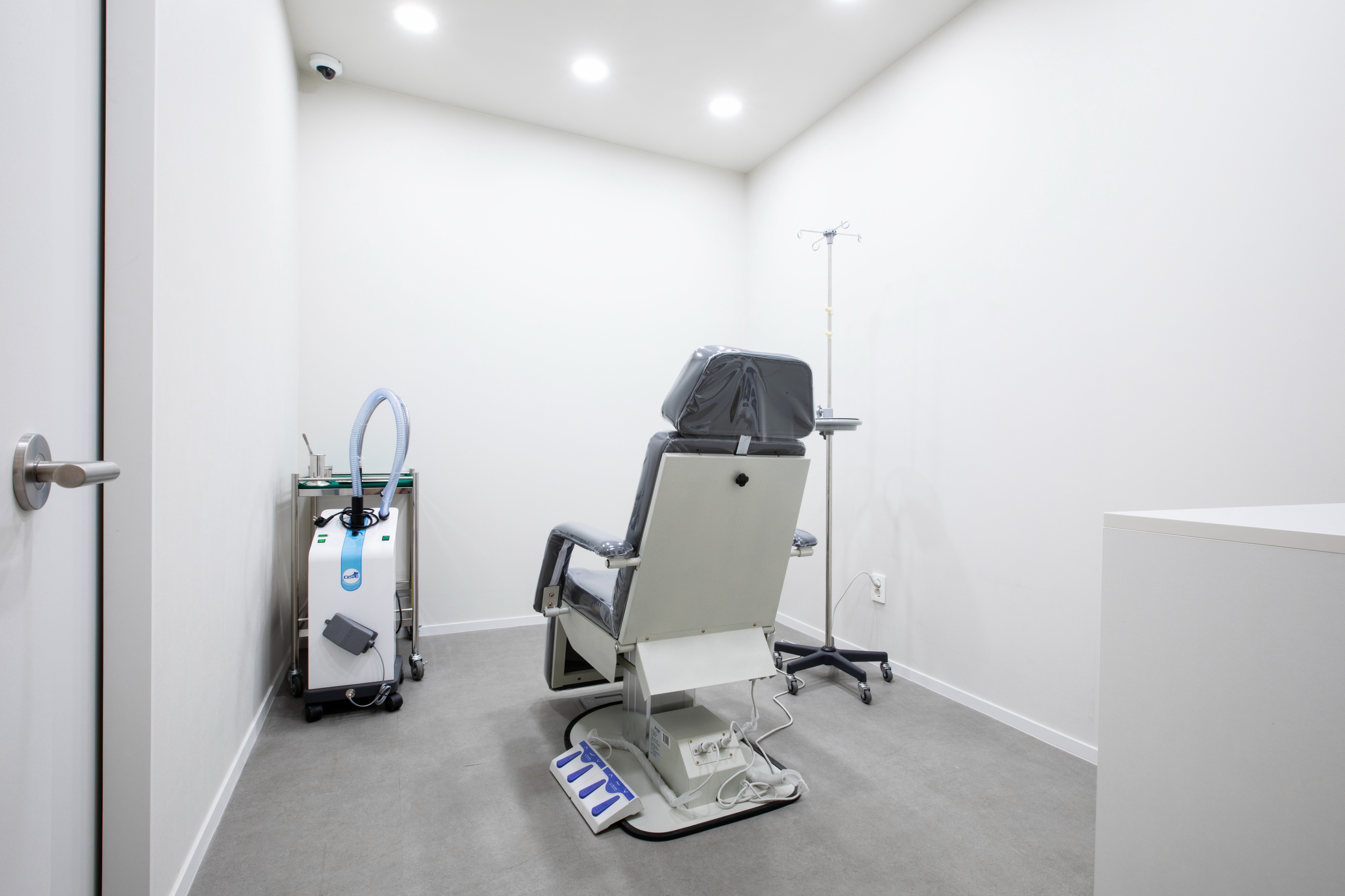 one on one Ultherapy consultation